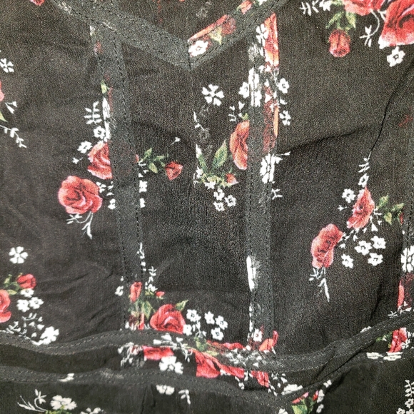 Torrid rose tank top size 00 - Picture 2 of 4